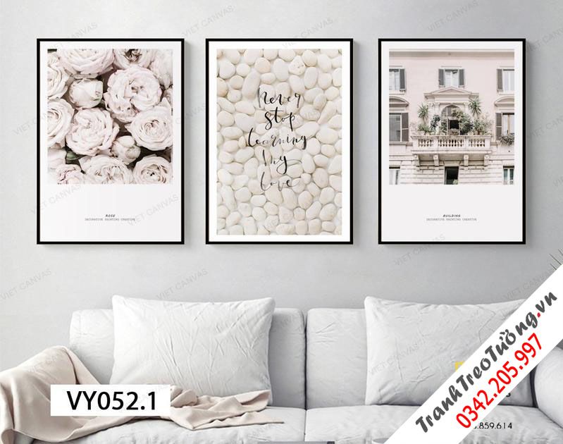 Bộ 3 Tranh Hoa Và Ngôi Nhà Nền Trắng