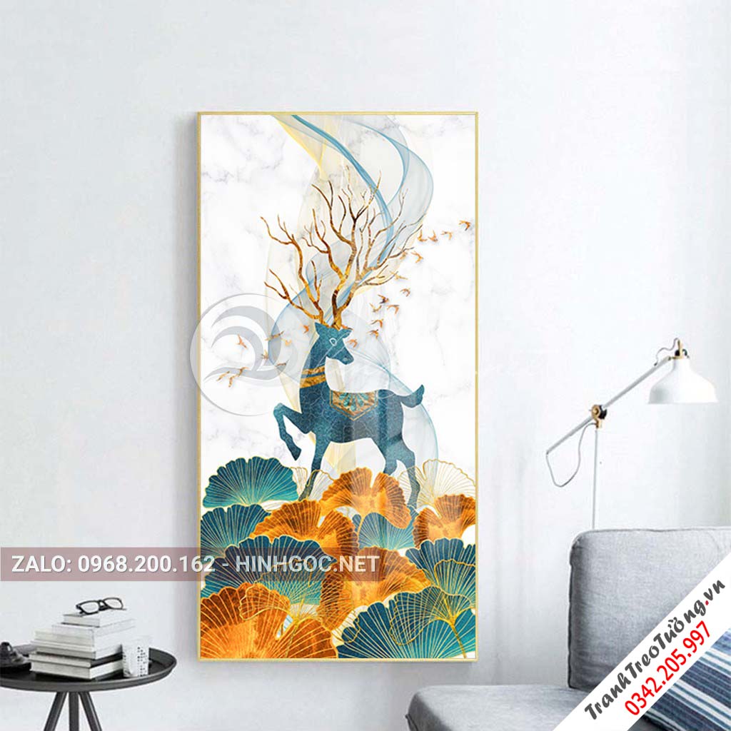 Tranh treo tường, con hươu xanh sừng hoa đứng trên lá họa tiết-PLT-S-1433